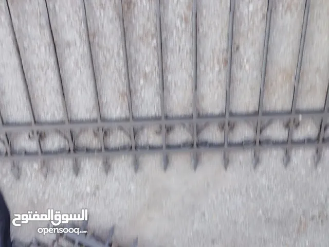 شقة أرضية مميزة مقابل القضاء العسكري