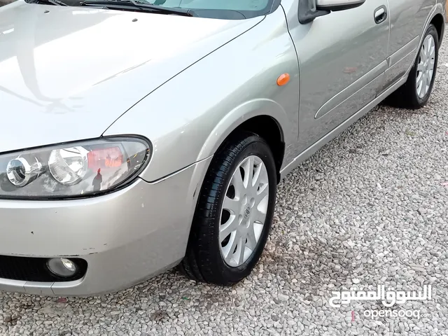 Used Nissan Tiida in Tripoli