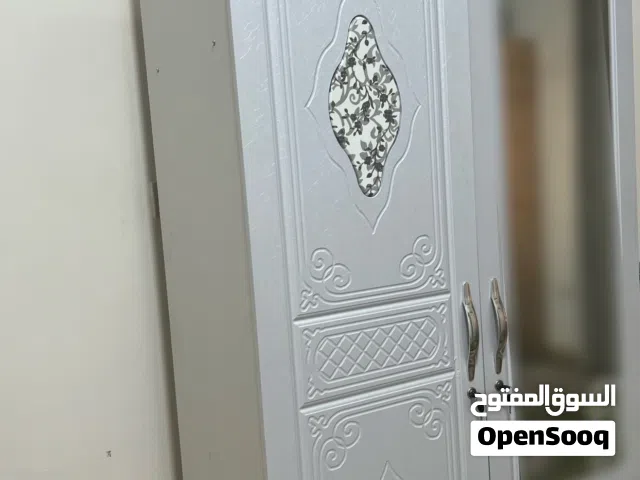 خزانة ملابس