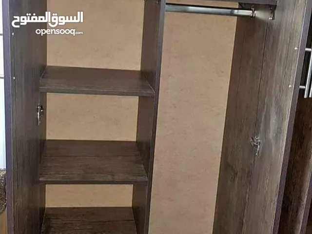 خزانه ملابس درفتين