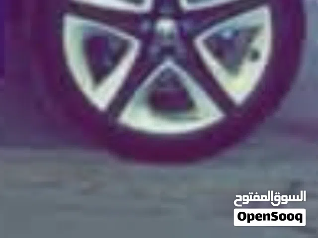 مطلوب جنط 17 مثل اللي بالصوره للبدل على الجنط الاصلي مع دفع فرقيه