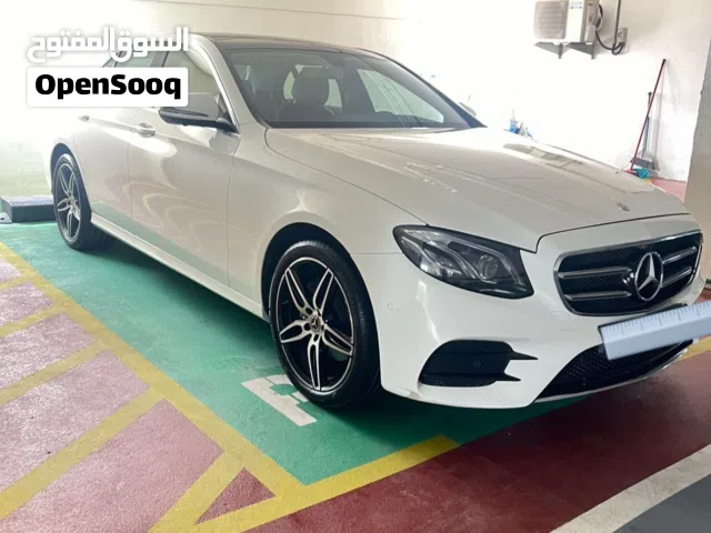 مرسيدس E300 لؤلؤي بنوراما E300