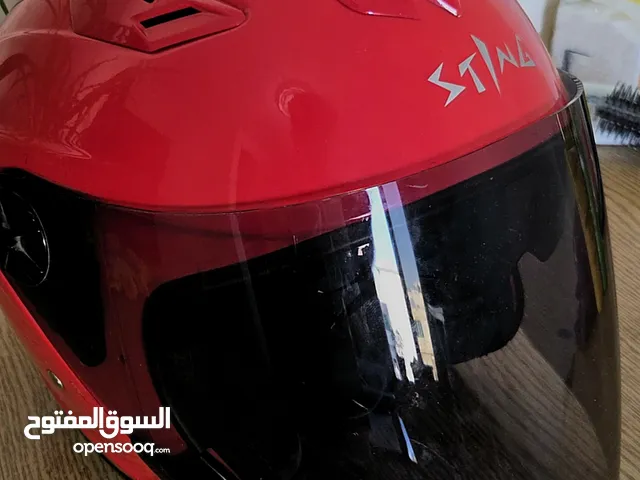 خوذتين السودا فل والحمرا نص