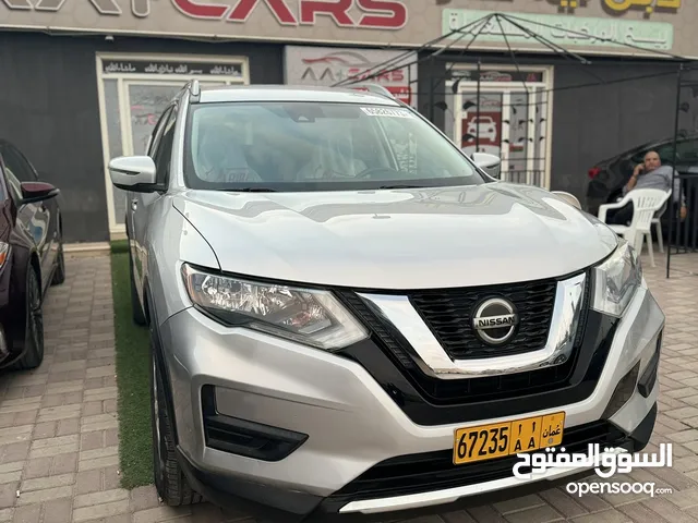 Used Nissan Rogue in Dhofar