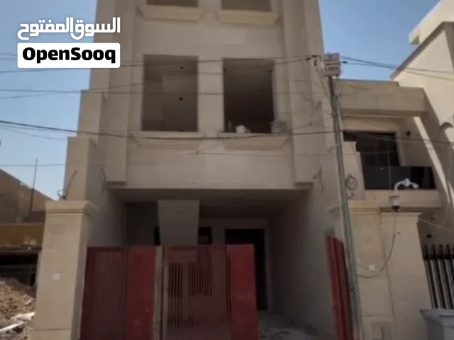 160 m2 4 Bedrooms Townhouse for Sale in Baghdad University
