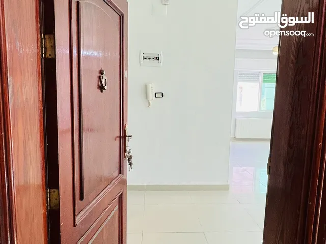 135 m2 3 Bedrooms Apartments for Rent in Amman Daheit Al Rasheed