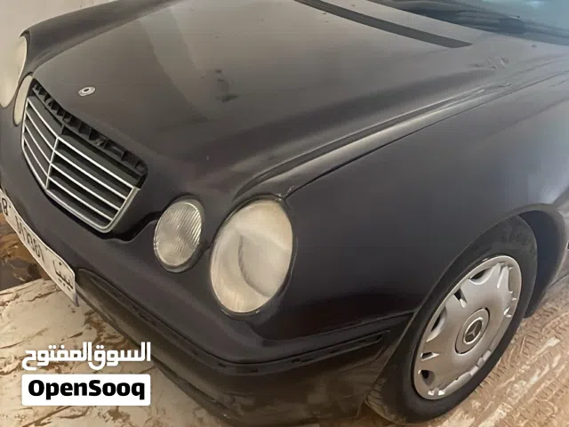 مرسيدس عيون عائلية