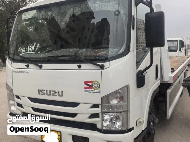 2023 ايسوزو اخرى