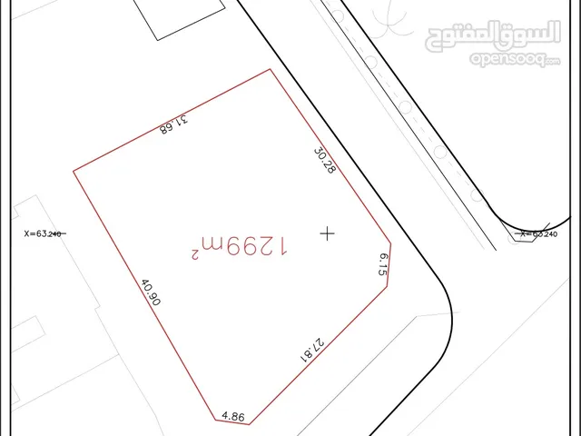 ارض لإستعمالات متعددة للبيع في قابس في حي السبخة تفتح على ثلاث جهات