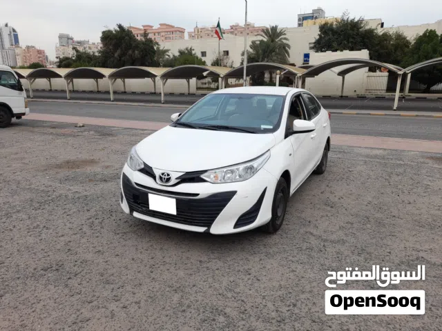 2019 تويوتا يارس E