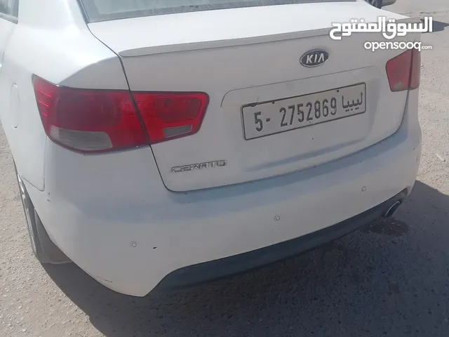 Used Kia Cerato in Tripoli