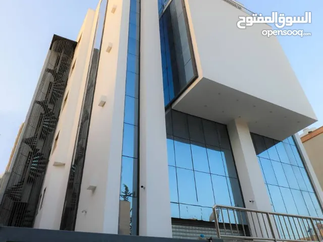 مبنى اداري للبيع او الإيجار يمشي مقر شركة او عيادة او مصلحة حكومية ....