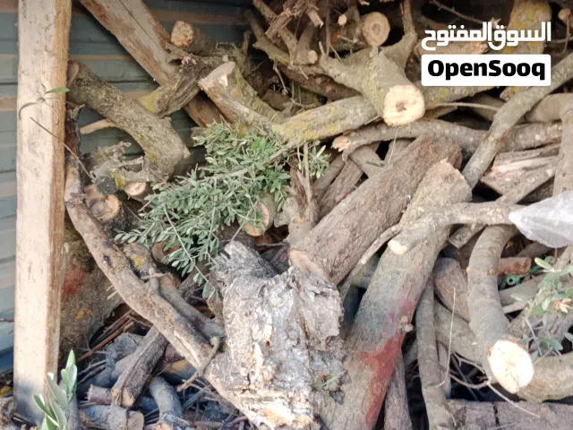 حطب ناشف احجام مختلف للبيع