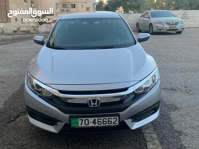 Sedan Honda in Amman