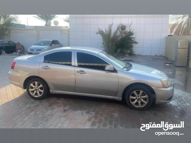 ميتسوبيشي جلنت-موديل 2012- مكنيه قير شاصي بدي سلييم-المالك الاول رقم2- السيارة جدا نضيف