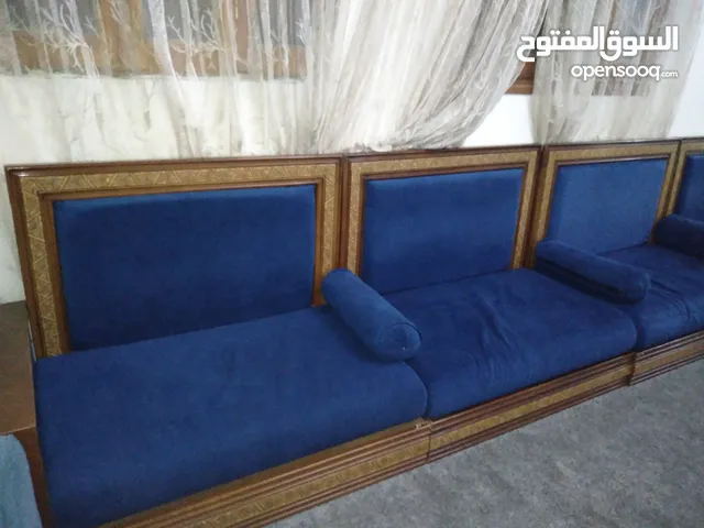 جلسة مستعملة للبيع