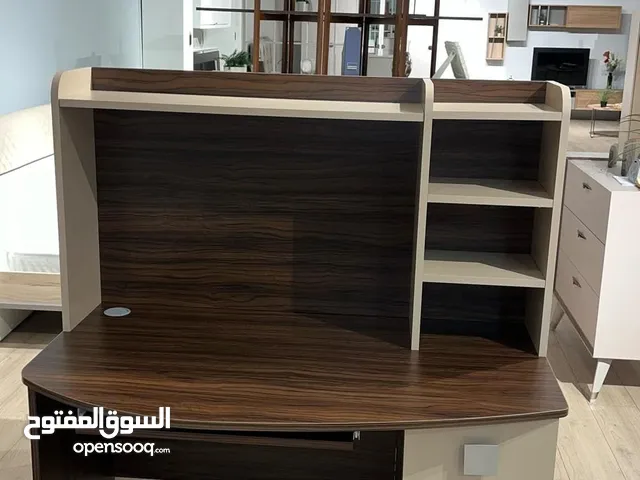 طاولة دراسة تركية