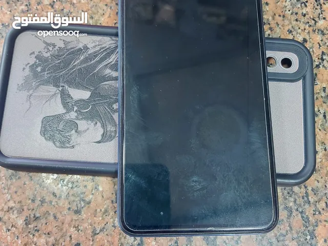 جهاز سامسونج A70.مستعمل نضيف مساحته 128جيجا 6جيجا رام لون الجهاز ازرق سماوي موجود في شارع ايدون.