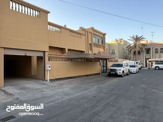 401 m2 4 Bedrooms Villa for Rent in Muharraq Hidd