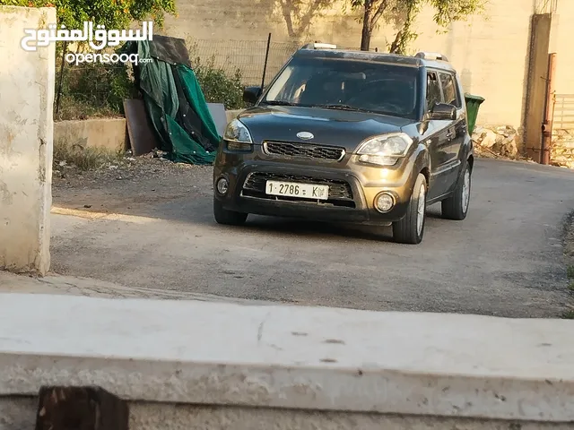 كيا سول للبيع .. اصل إيجار فقط بالرخصة .. بالواقع كانت مسجلة اجار ع شان السعر والجمارك
