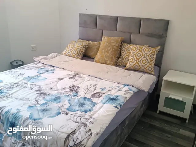 اثاث مستعمل