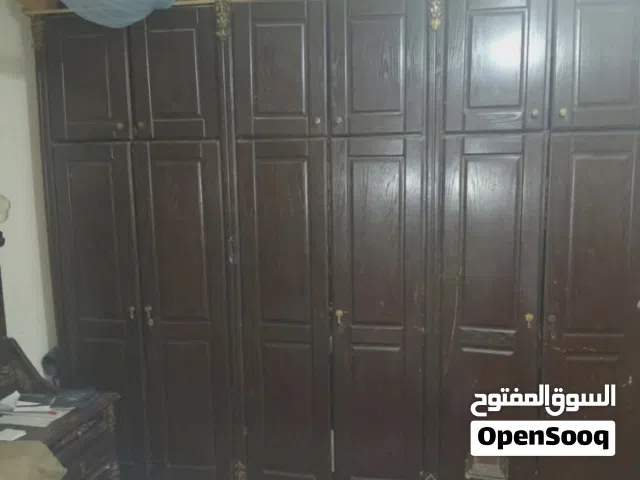 غرفة نوم للبيع بسعر رمزي