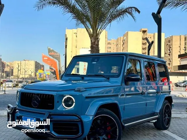 SUV Mercedes Benz in Cairo