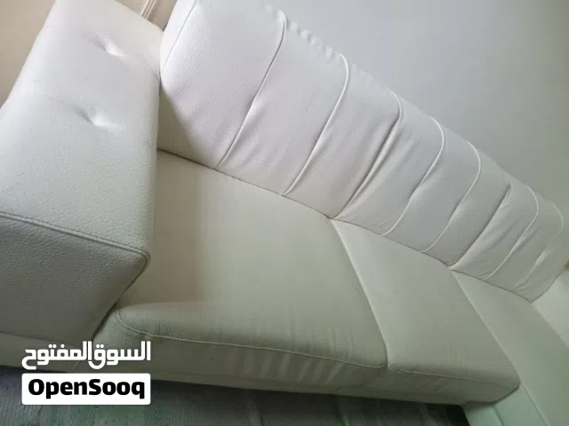 كورنر جلد فخم بحالة الجديد