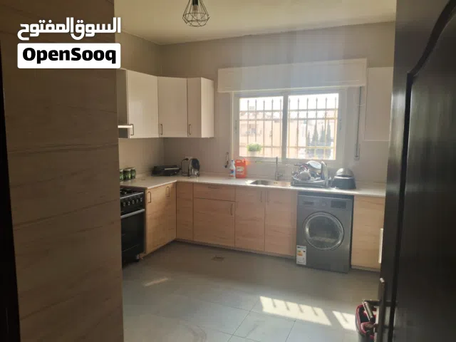 مطلوب شريك سكن في شقة