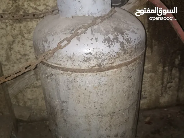 Gas cylinder and Gas stove