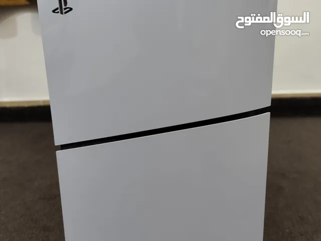 PS5 Slim نسخة الديسك نظيف جداً مع كامل أغراضه