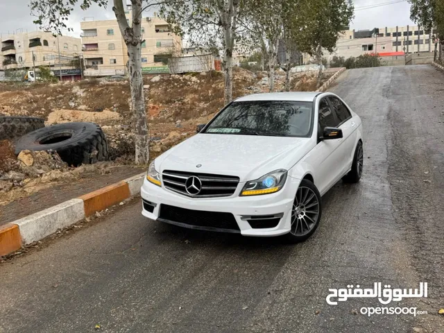 مرسيدس 204. موضيل 2012