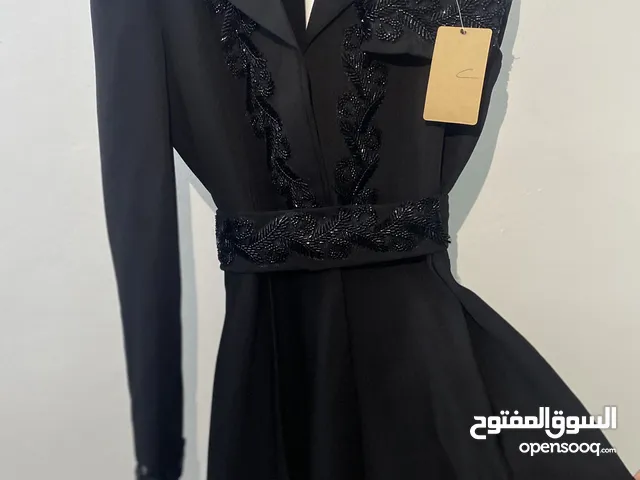 طقم رسمي انيق