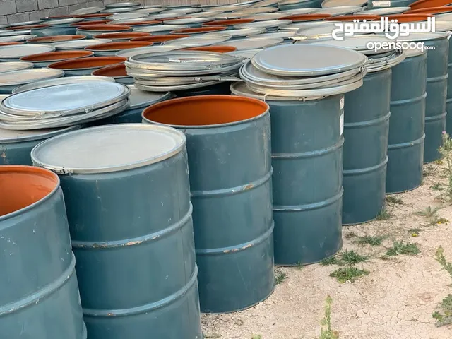 براميل حديدية ذات جودة عالية و سعة كبيرة ومقاومة للصدأ
