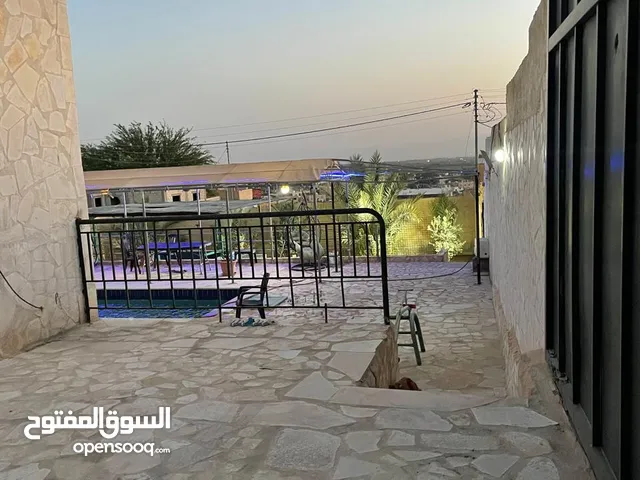 3 Bedrooms Farms for Sale in Jordan Valley Ghor Al Kafrain