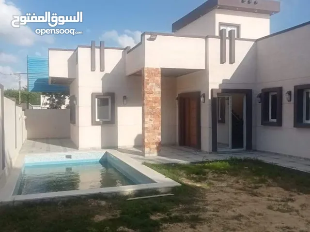 120 m2 3 Bedrooms Villa for Sale in Alexandria Borg al-Arab
