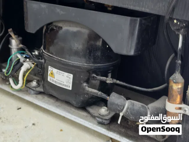 ثلاجه جديده كلشش بس الماطور احترك وبعدي بجياساه