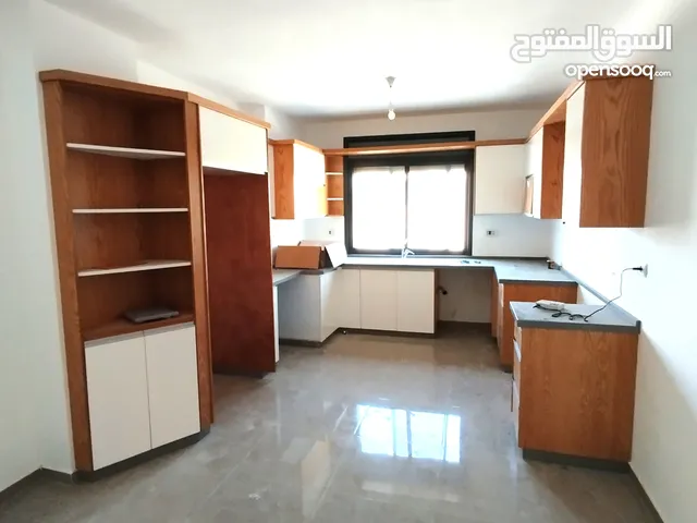 118 m2 Studio Apartments for Sale in Ramallah and Al-Bireh Ein Musbah