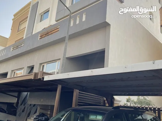 500m2 More than 6 bedrooms Villa for Sale in Hawally Salwa