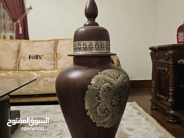 تحفة كبيرة فخارية للبيع