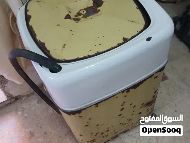 اغراض، اقفاص و بطاريات خلاطات كراسي. مواسير سباكة