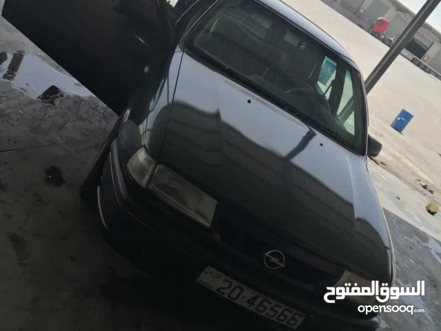 Used Opel Vectra in Amman