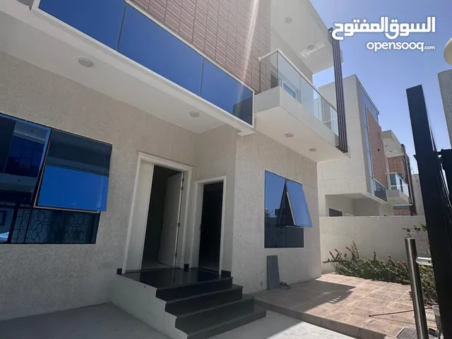 3150ft 5 Bedrooms Villa for Sale in Ajman Al-Zahya