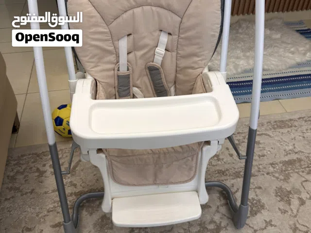 كرسي أطفال / مرجيحه