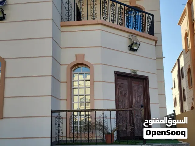 غرفة فردية للإيجار الشهري للموظفين في السيب سورآلحديد