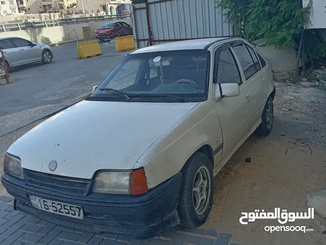Opel Kadett 1989 in Jerash