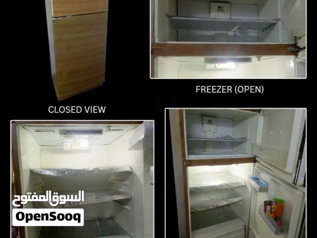 ثلاجة للبيع