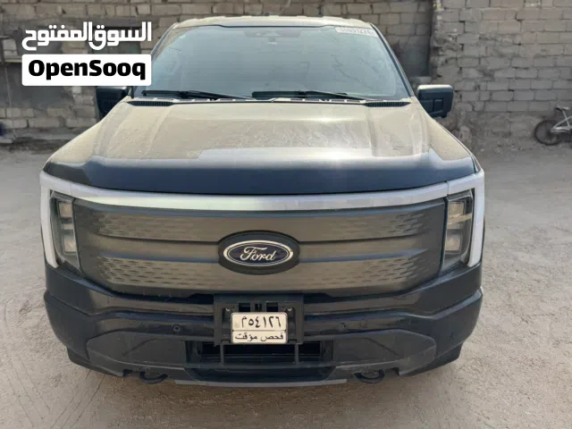 2023 فورد F-150 لايتنينج XLT