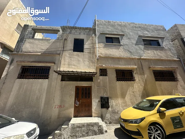 280 m2 3 Bedrooms Townhouse for Sale in Zarqa Russayfah