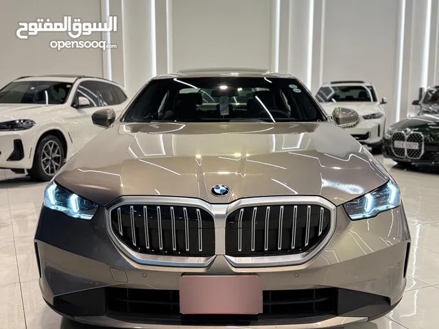 BMW 530i 2024 بي ام دبليو